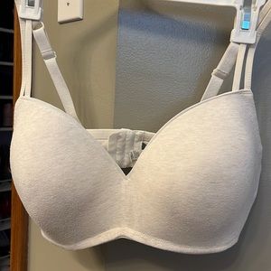Aerie - oatmeal colored bra - 38DD